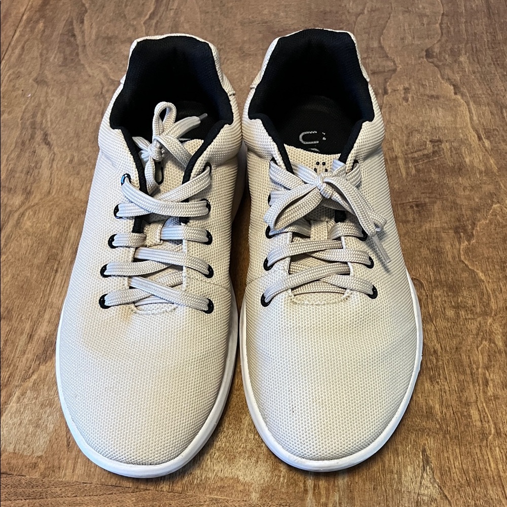 Men's Cream Uni Healthcare Sneakers